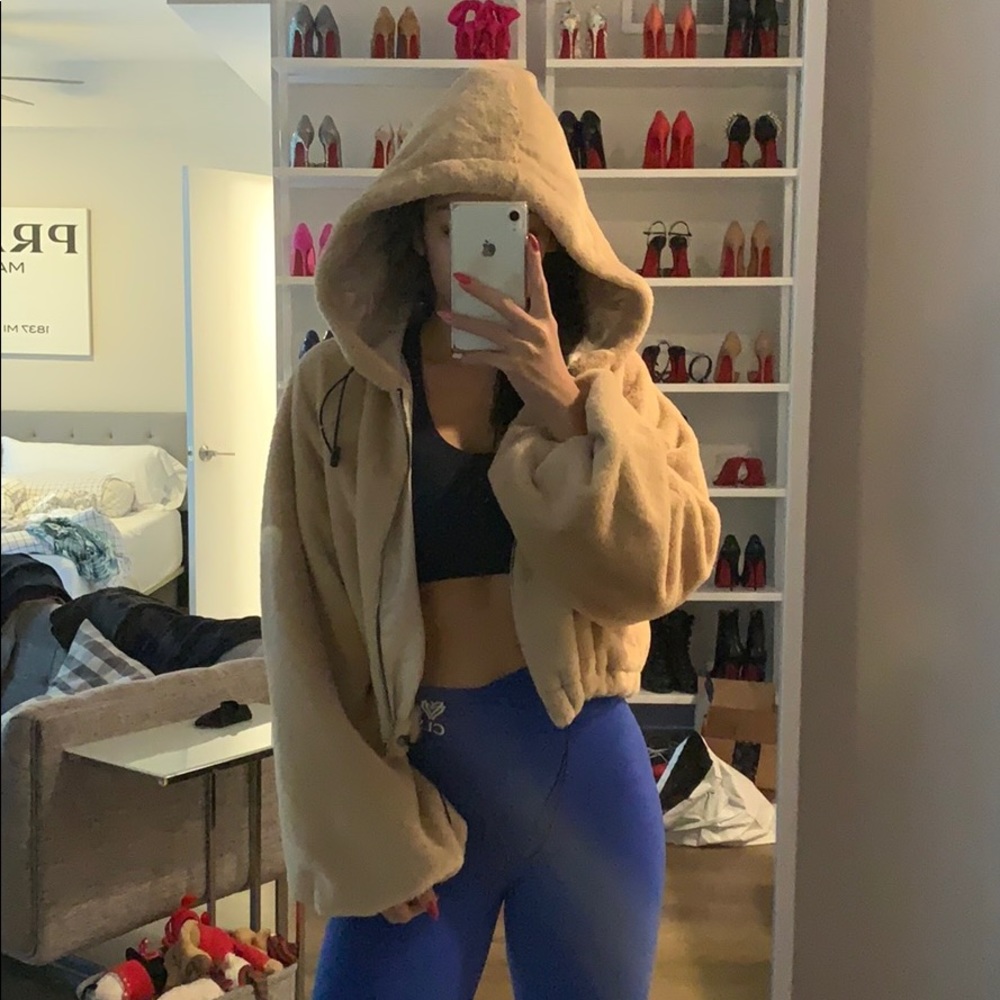 MISSGUIDED teddy bear jacket - Picture 4 of 8